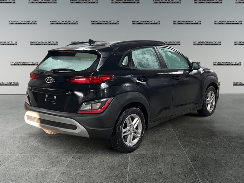 2023 Hyundai Kona 2.0L Essential FWD