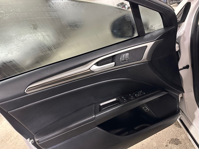 2020 Ford Fusion Hybrid SEL FWD