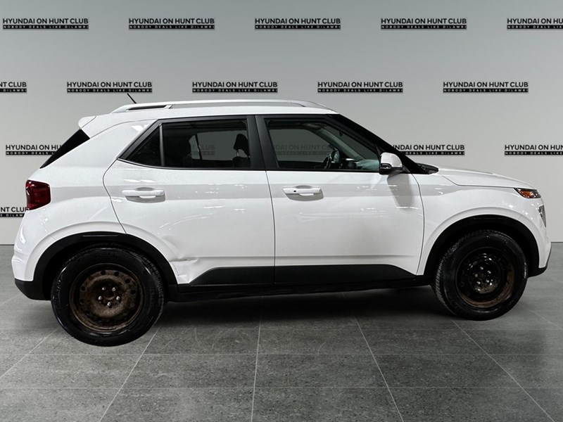 2023 Hyundai Venue Preferred IVT