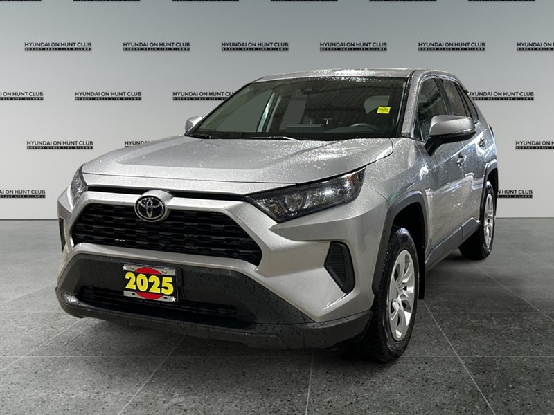 2025 Toyota RAV4 LE AWD