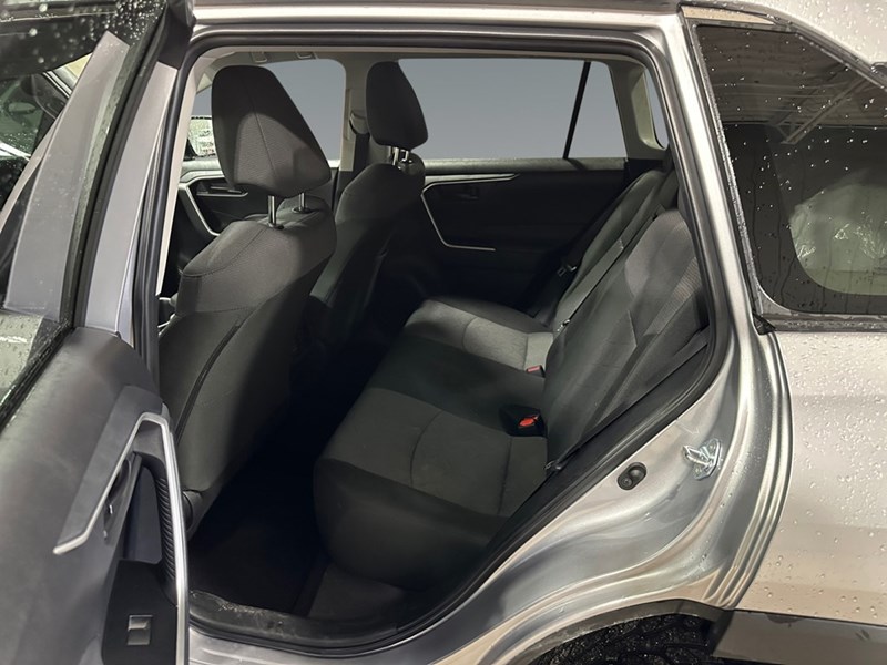 2025 Toyota RAV4 LE AWD