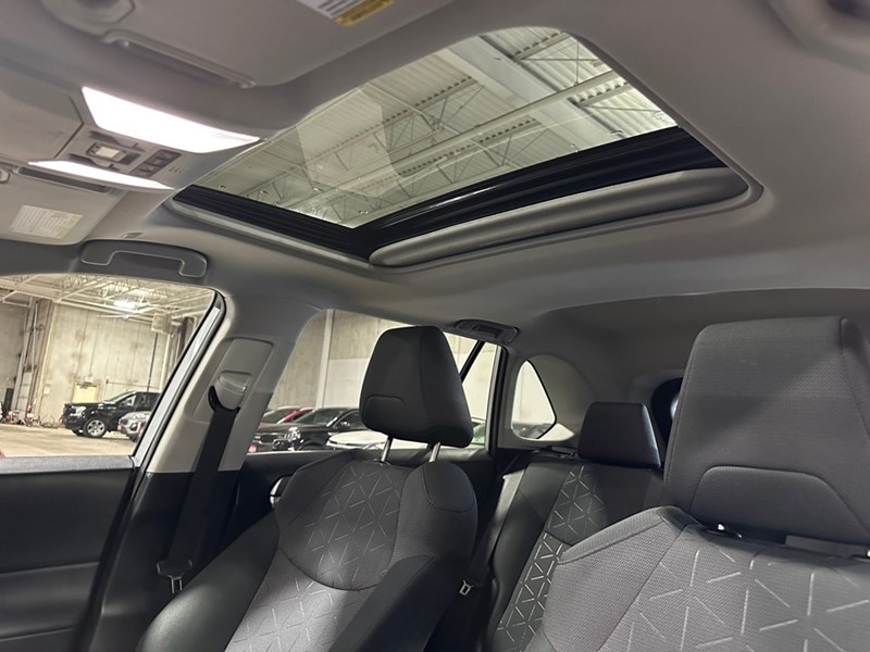 2025 Toyota RAV4 XLE AWD