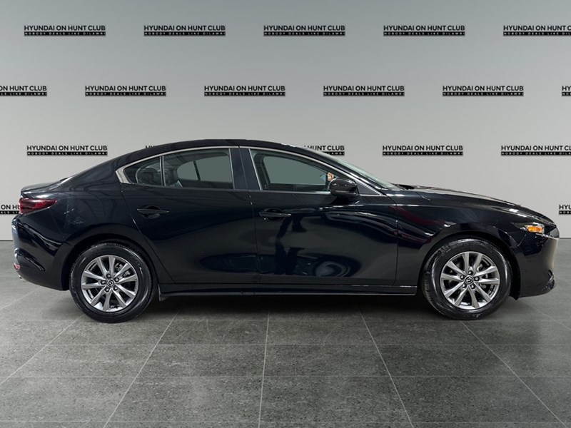 2025 Mazda Mazda3 GS Auto FWD
