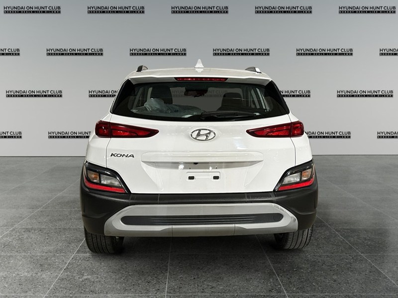 2023 Hyundai Kona 2.0L Preferred FWD