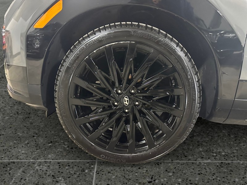 2024 Hyundai Santa Fe Ultimate Calligraphy AWD