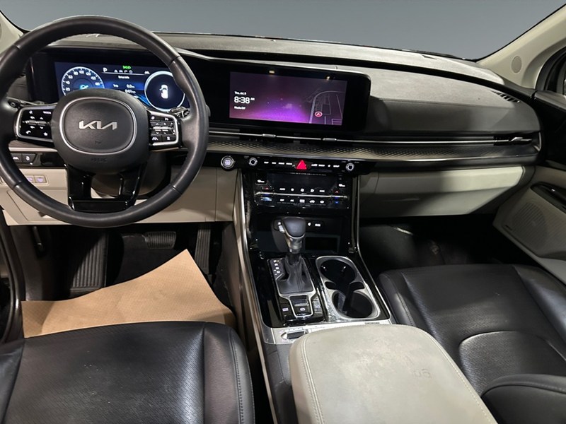 2024 Kia Carnival SX FWD
