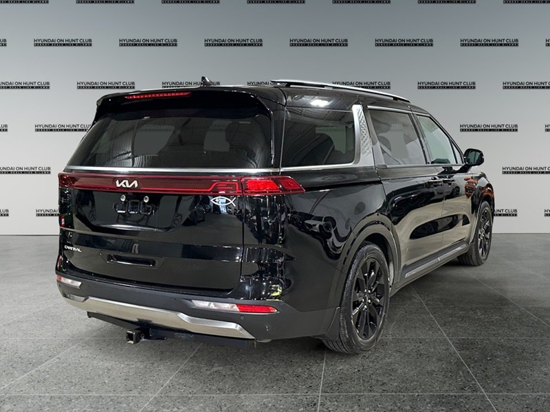 2024 Kia Carnival SX FWD