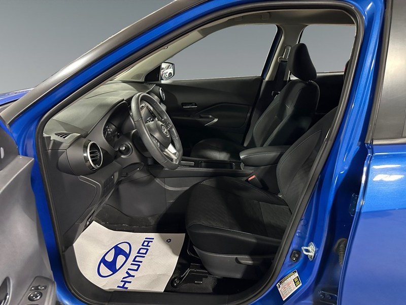 2023 Nissan Kicks SV FWD