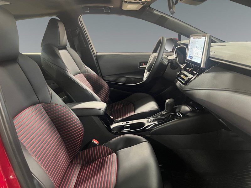 2025 Toyota Corolla Hybrid Hybrid XSE CVT AWD