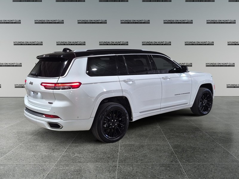 2023 Jeep Grand Cherokee L Summit 4x4