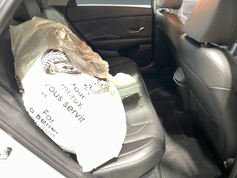 2022 Hyundai Elantra HEV Ultimate DCT