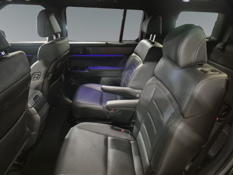 2025 Hyundai Santa Fe Ultimate Calligraphy AWD