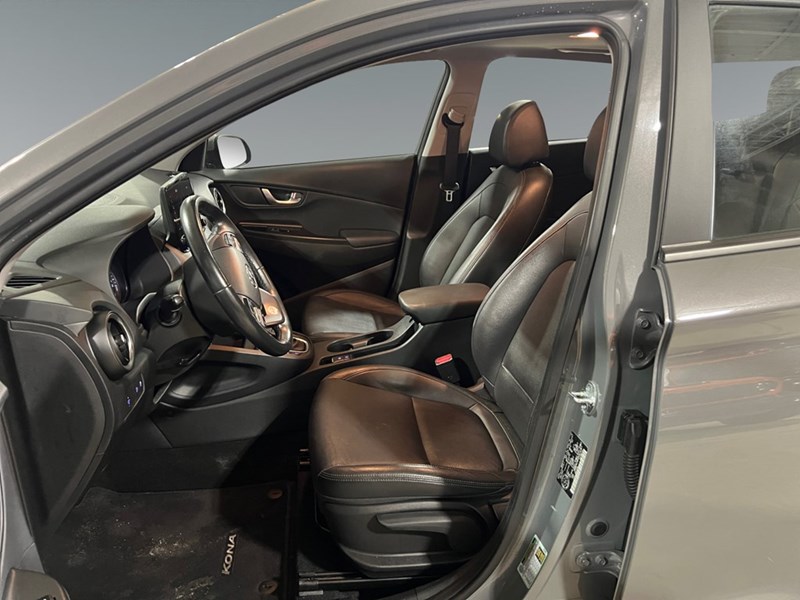 2023 Hyundai Kona 2.0L Preferred AWD w/Sun & Leather Package