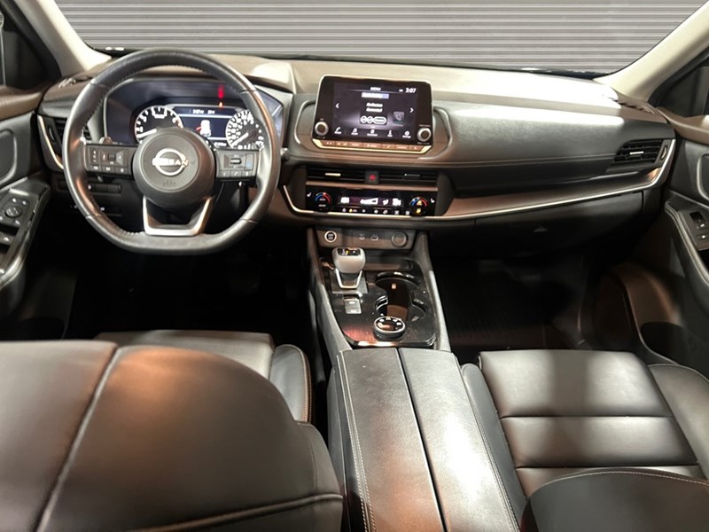 2023 Nissan Rogue AWD SV Midnight Edition