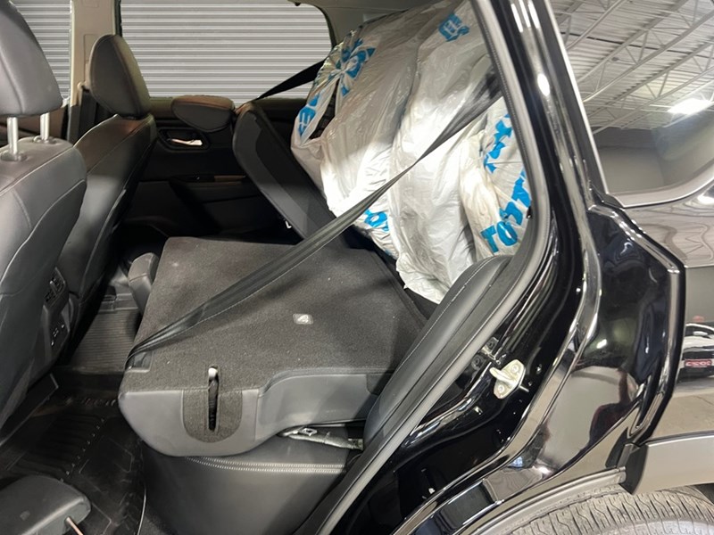 2023 Nissan Rogue AWD SV Midnight Edition