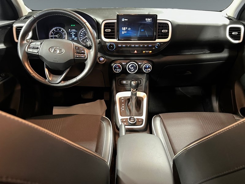 2022 Hyundai Venue Ultimate IVT w/Black Interior