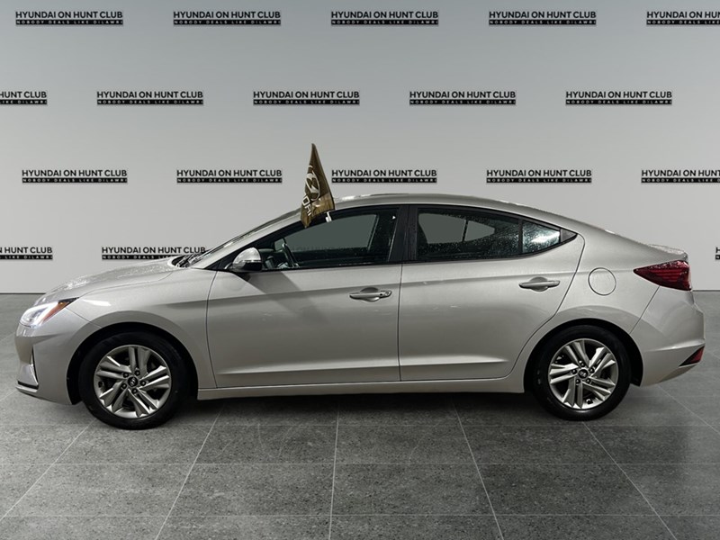 2020 Hyundai Elantra Preferred w/Sun & Safety Package IVT
