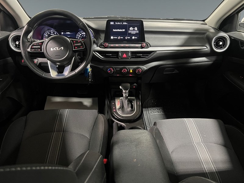 2024 Kia Forte EX IVT