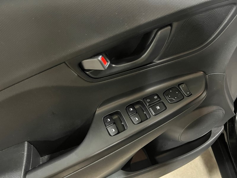 2022 Hyundai Kona 2.0L Essential FWD