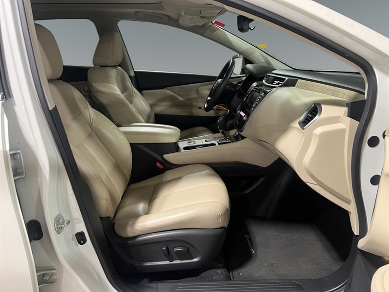 2023 Nissan Murano AWD SL