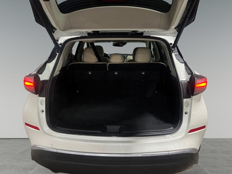 2023 Nissan Murano AWD SL