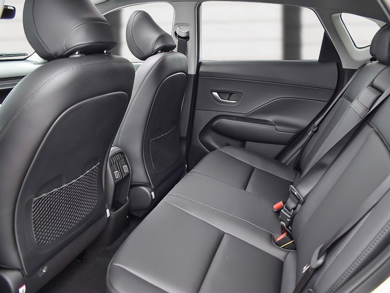 2026 Hyundai Kona Electric Preferred FWD w/Ultimate Package