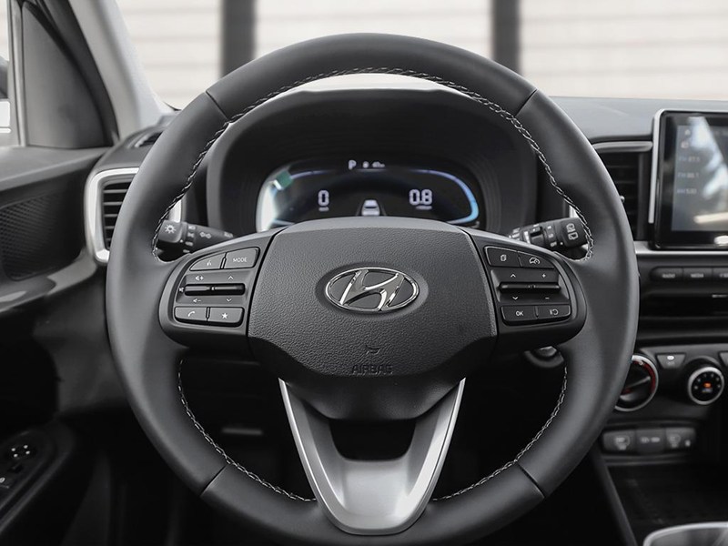 2026 Hyundai Venue Preferred IVT w/Two-Tone