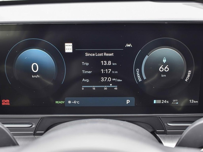 2026 Hyundai Kona Electric Preferred FWD w/Ultimate Package