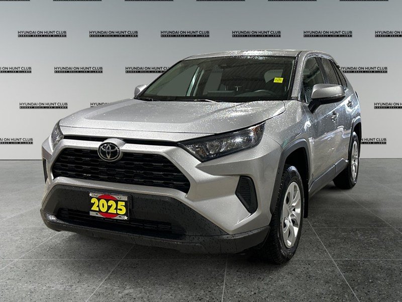 2025 Toyota RAV4 LE AWD