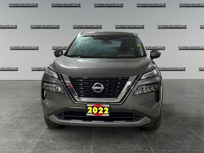 2022 Nissan Rogue AWD SV