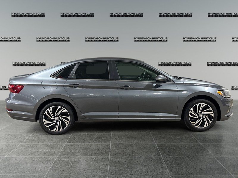 2021 Volkswagen Jetta Execline Auto
