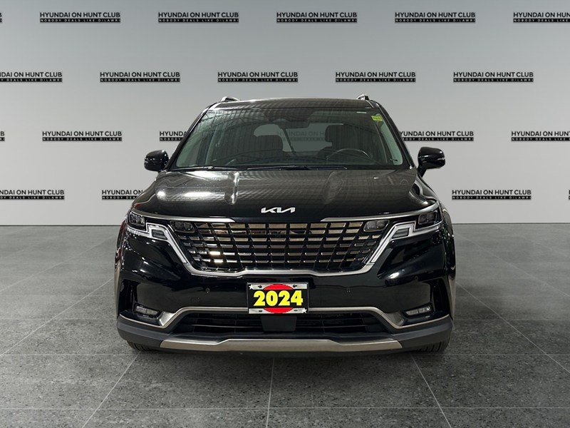 2024 Kia Carnival SX FWD
