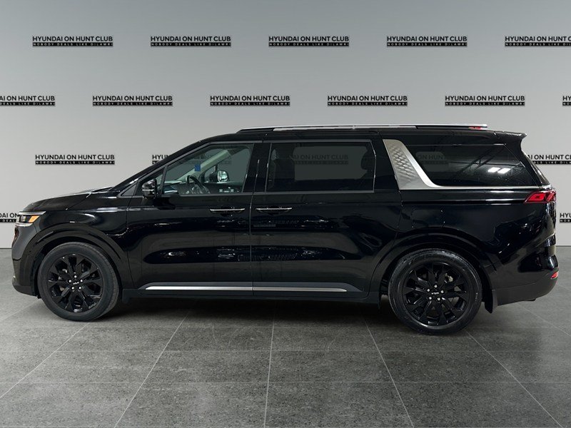 2024 Kia Carnival SX FWD