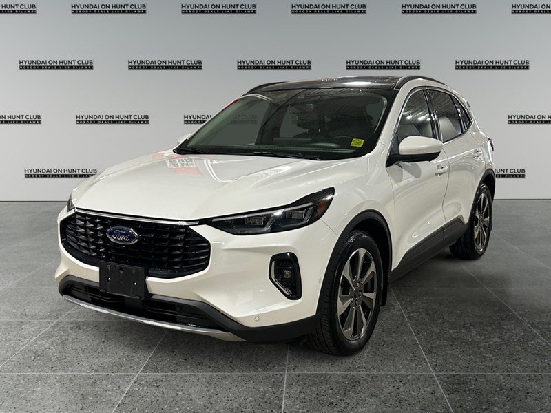 2023 Ford Escape Platinum AWD