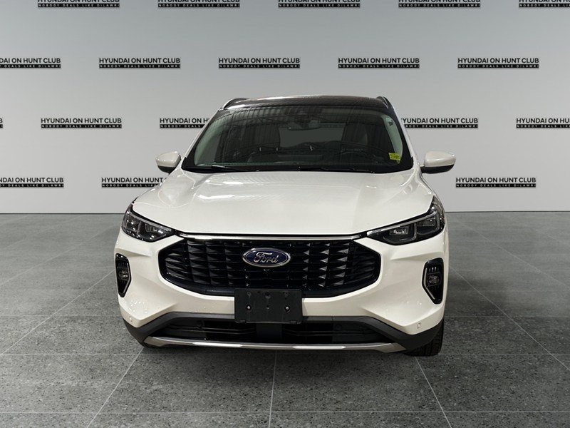 2023 Ford Escape Platinum AWD