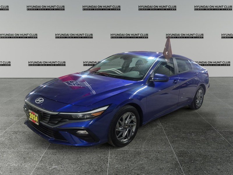 2024 Hyundai Elantra Preferred IVT