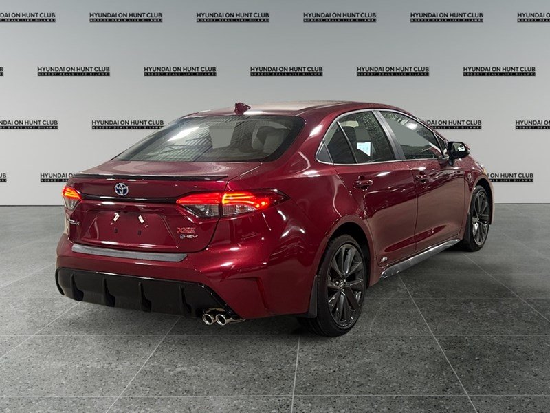 2025 Toyota Corolla Hybrid Hybrid XSE CVT AWD