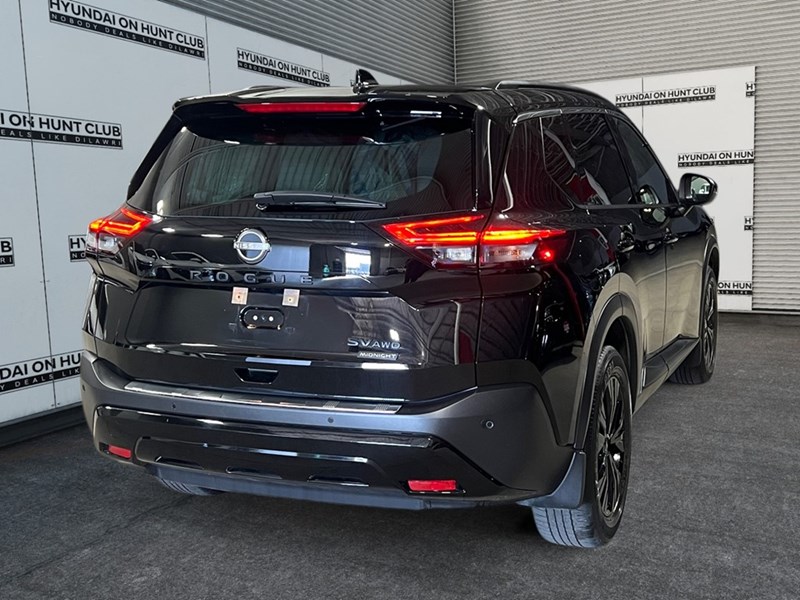 2023 Nissan Rogue AWD SV Midnight Edition