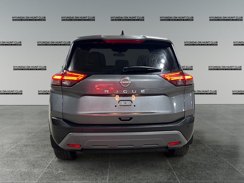 2023 Nissan Rogue FWD S
