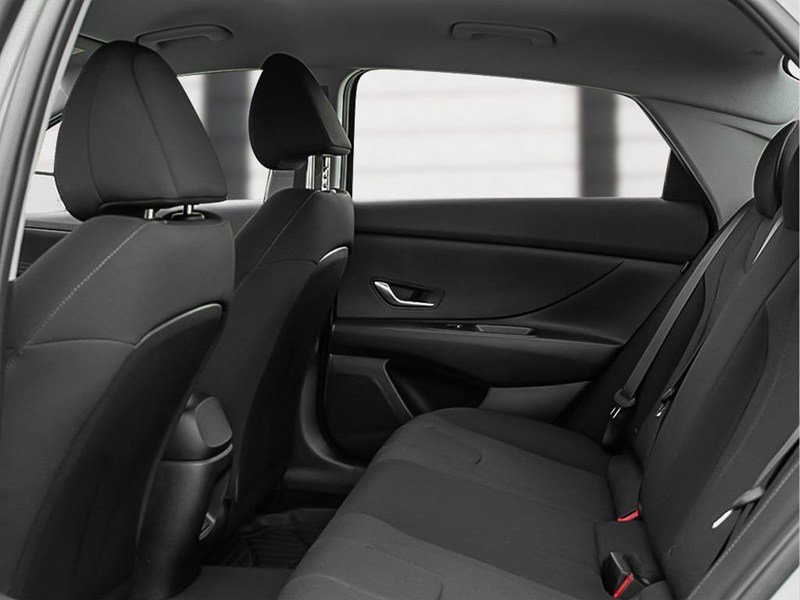 2026 Hyundai Elantra Essential IVT