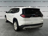 2024 GMC Acadia Elevation image 3