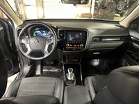 2022 Mitsubishi Outlander Plug-In Hybrid SE S-AWC