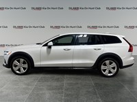 2023 Volvo V60 Cross Country B5 AWD Core