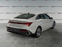 2025 Hyundai Elantra Preferred IVT