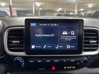 2023 Hyundai Venue Preferred IVT w/Two-Tone