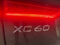 2022 Volvo XC60 B6 AWD Momentum