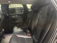 2022 Volvo XC60 B6 AWD Momentum