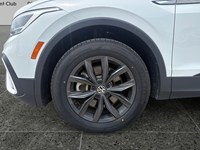 2024 Volkswagen Tiguan Comfortline i CAR PLAY I LEATHERI LANE KEEPI