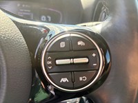 2023 Kia Soul EX  / LOW KM/ OFF LEASE/ CAR PLAY/ CAM