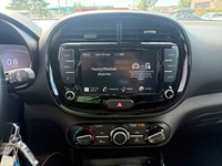 2023 Kia Soul EX  / LOW KM/ OFF LEASE/ CAR PLAY/ CAM